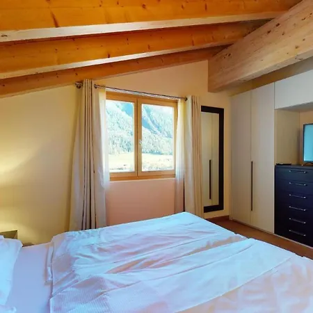 Lägenhet Chesa Seraina Abitaziun Seraina 9 - Mahogany -