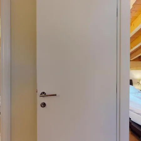 Chesa Seraina Abitaziun Seraina 9 - Mahogany - Lägenhet